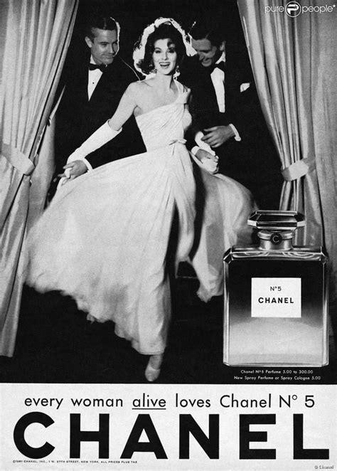 glamour de chanel vintage|antique chanel.